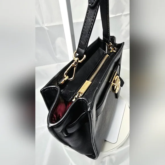 MICHAEL Michael Kors Hamilton Smooth Black Leather Crossbody Bag w/Gold Hardware - Picture 8 of 17